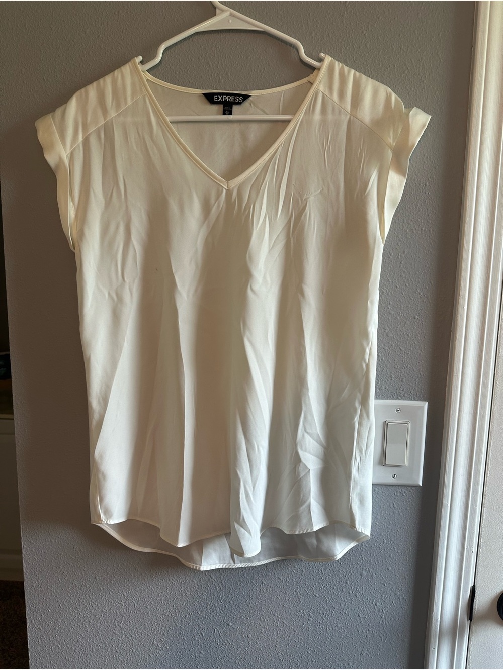 Express Women’s White V-Neck Blouse